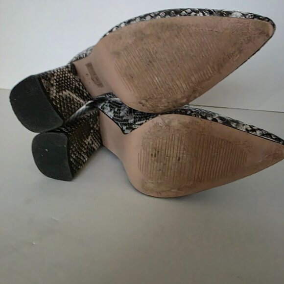 Pretty Little Thing Black Snake High Point Ankle Boots Women's Size 5 - Picture 5 of 5